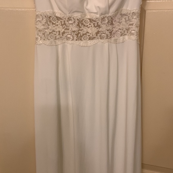(NWT) David’s Bridal Wedding Dress! Long Size 6 Ivory - Picture 2 of 6